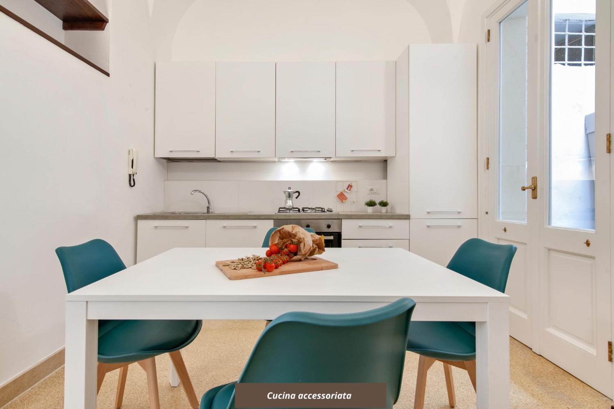 Blue Loft - Old Town Apartment Sit 레체 외부 사진